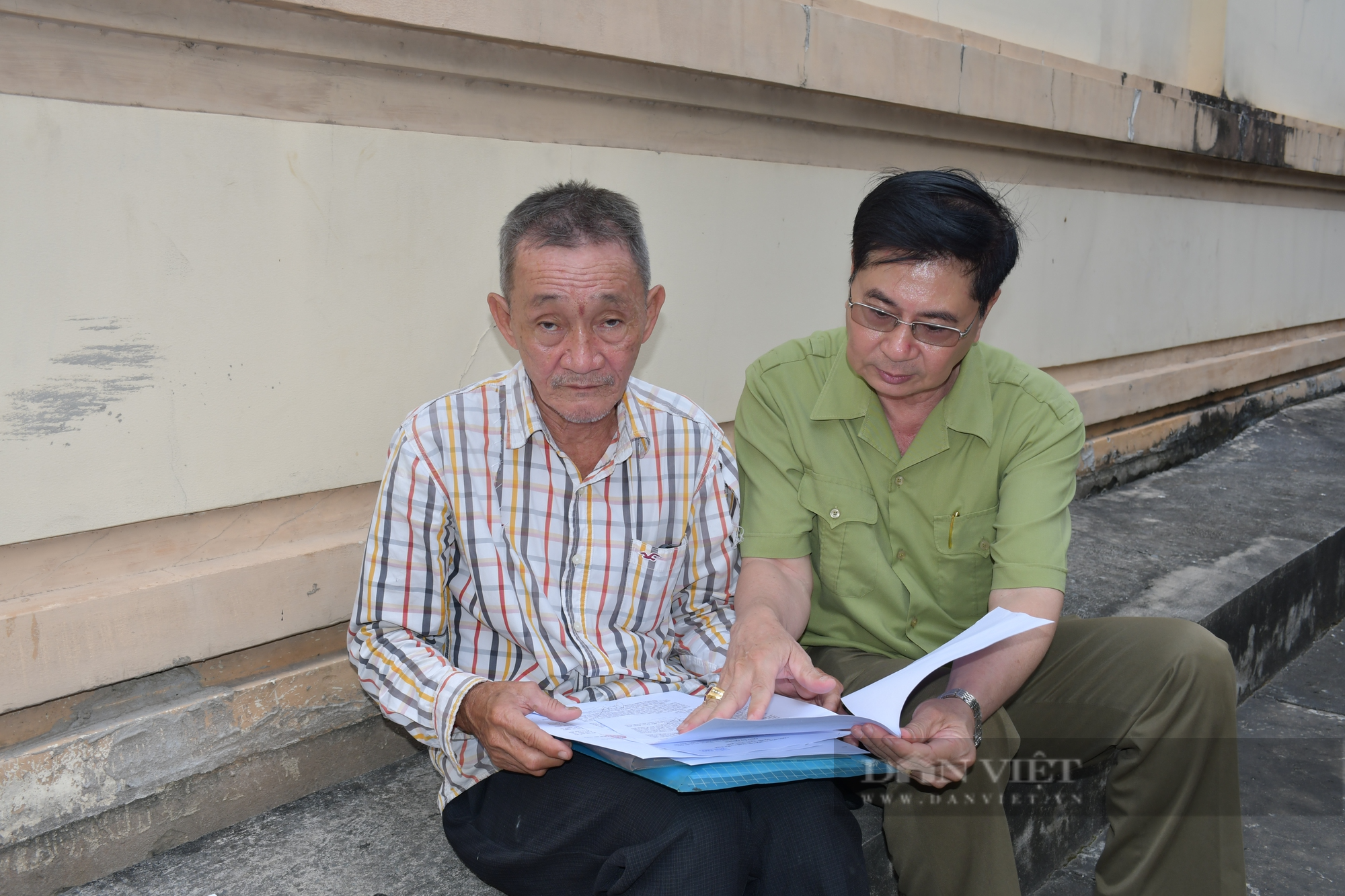 Vụ án oan sai 38 năm ở TP.HCM: Tòa đình chỉ giải quyết, ông Trịnh Dân Cường nói “tiếp tục khởi kiện” - Ảnh 3.