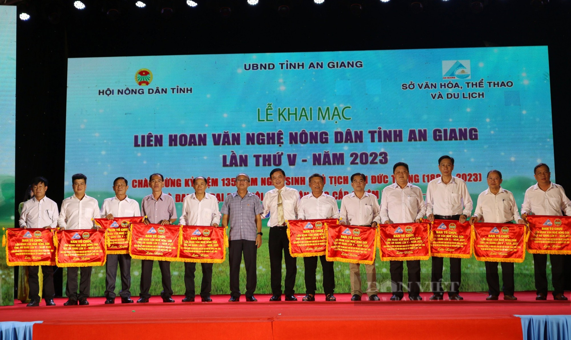 Liên hoan Văn nghệ nông dân tỉnh An Giang lần thứ V năm 2023 - Ảnh 1.
