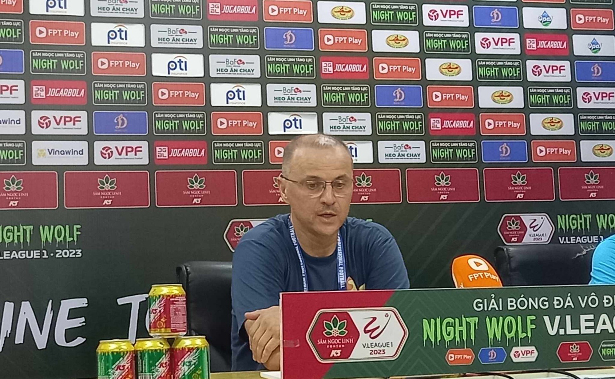 Đứng trên đỉnh BXH V.League, HLV Bandovic tự hào: &quot;CLB Hà Nội đã vượt qua vô vàn khó khăn&quot; - Ảnh 1.