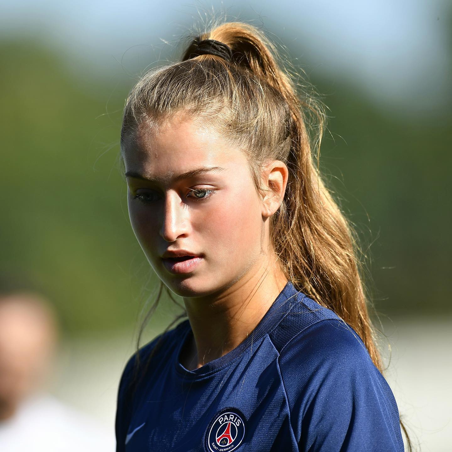 Vẻ đẹp của cầu thủ quyến rũ bậc nhất World Cup nữ 2023 - Ảnh 15.