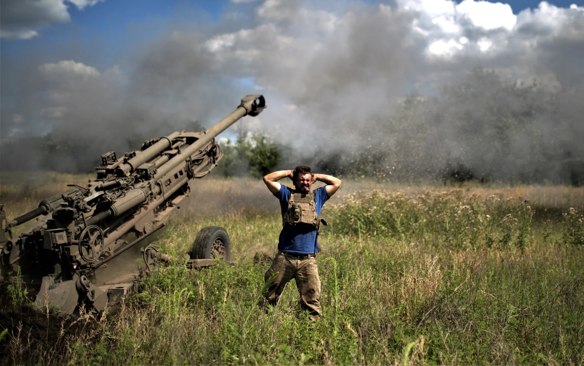 Lính Ukraine thừa nhận sự thật nghiệt ngã khi phải tấn công dưới làn đạn pháo của Nga - Ảnh 2.