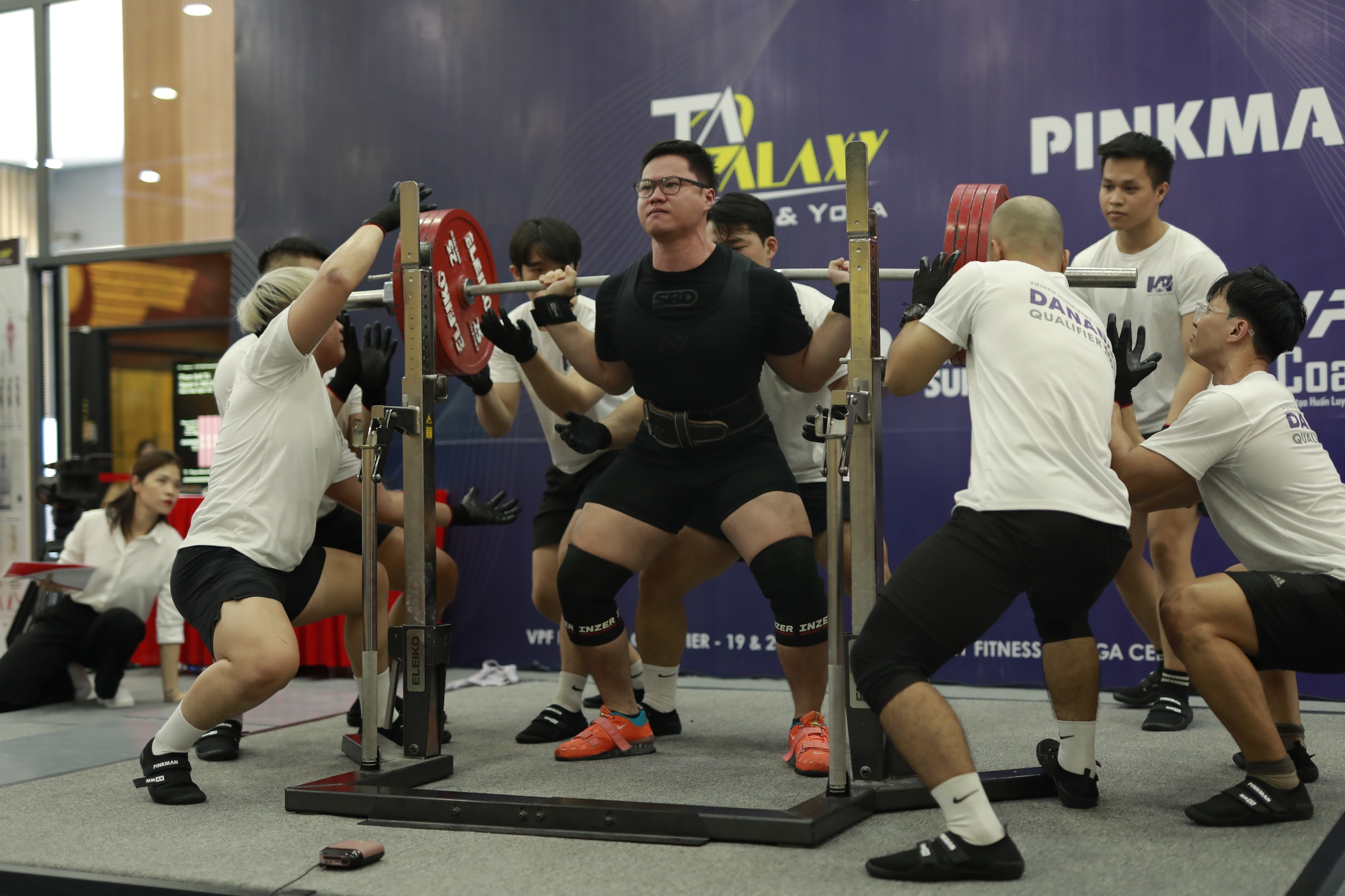 Phạm Anh Tú giành giải toàn năng, phá kỷ lục Powerlifting Việt Nam 2023  - Ảnh 2.