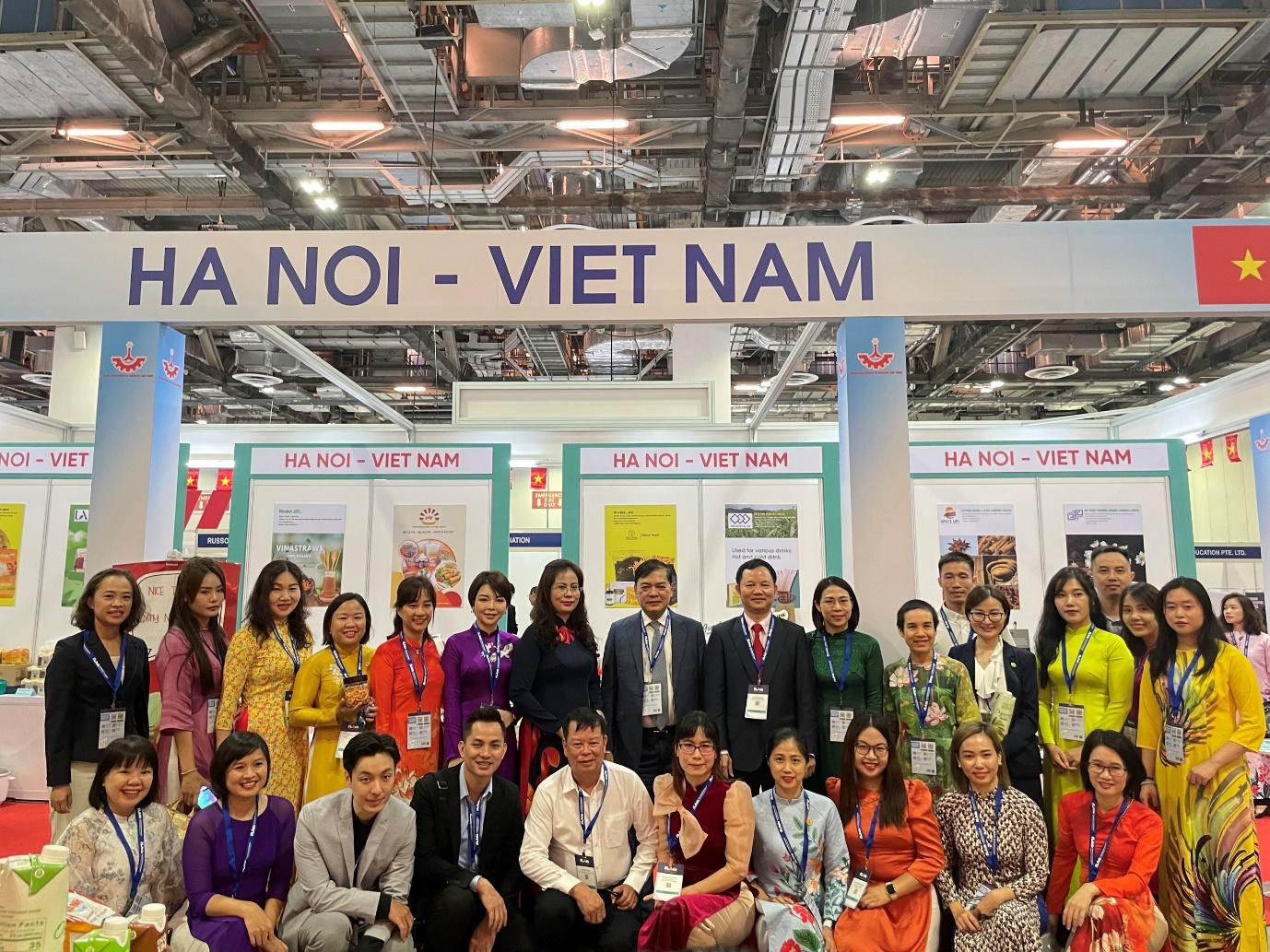 Thien Phuc 攜冬蟲夏草亮相 2023 年亞洲特許經營博覽會 - 照片 2。
