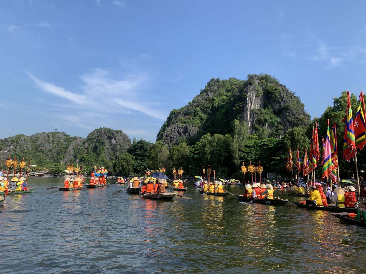 Không phải thịt bò, thịt này mới tạo nên hương vị phở bát đá đặc biệt, tươi, ngọt ở Ninh Bình - Ảnh 2.