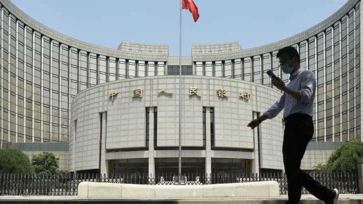 Giới chức Trung Quốc hạ lãi suất trong bối cảnh kinh tế rơi vào giảm phát - Ảnh 2.
