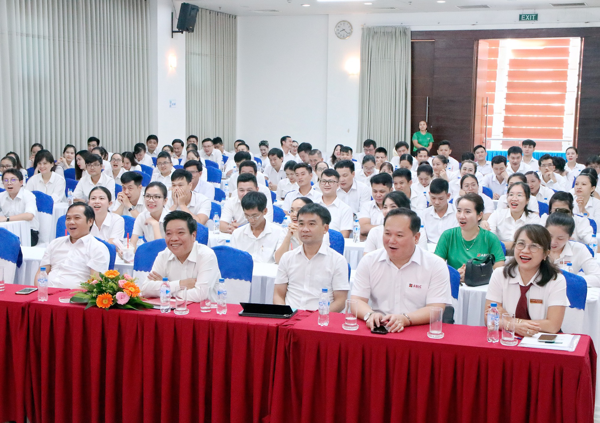 Bảo hiểm Agribank Đà Nẵng tổ chức hội nghị nâng cao kỹ năng, nghiệp vụ chăm sóc khách hàng - Ảnh 7.