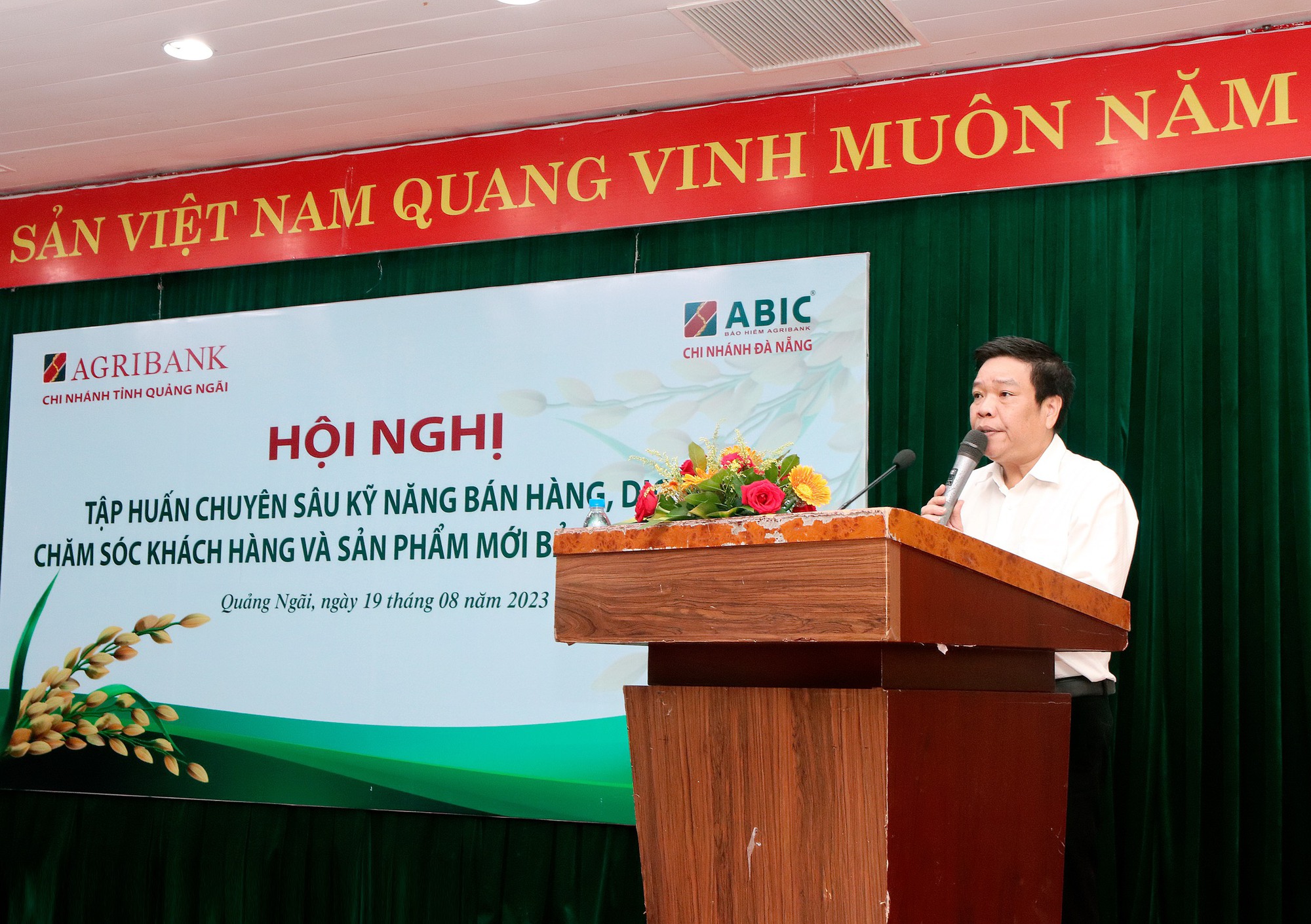 Bảo hiểm Agribank Đà Nẵng tổ chức hội nghị nâng cao kỹ năng, nghiệp vụ chăm sóc khách hàng - Ảnh 1.