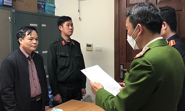 Vụ Việt Á: Cựu giám đốc CDC Bắc Giang hợp thức đấu thầu cho doanh nghiệp thế nào? - Ảnh 1.