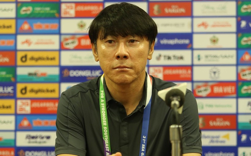 Sợ bị U23 Việt Nam tiễn về nước, HLV Shin Tae-yong có phát ngôn tranh cãi - Ảnh 2.