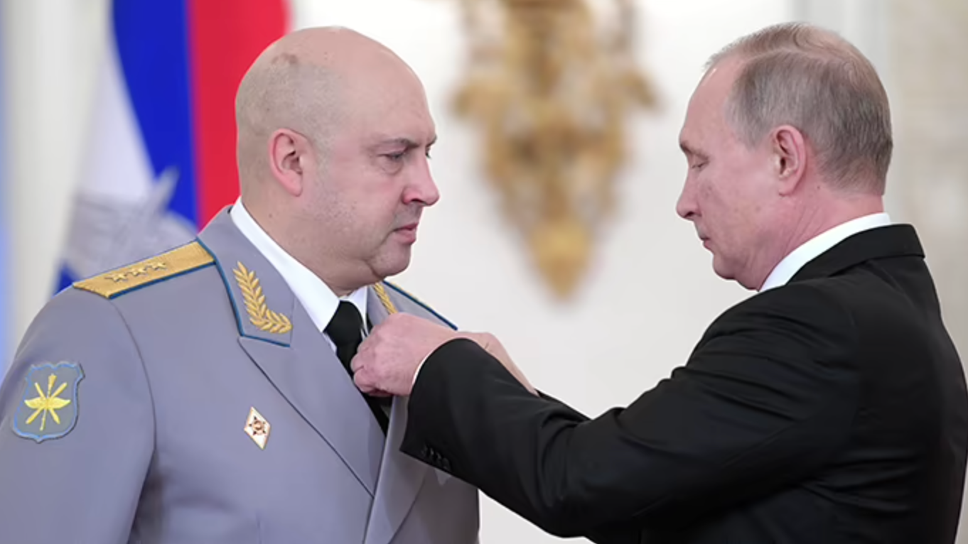 Tướng Nga nổi tiếng bị cách chức Tư lệnh Lực lượng Hàng không Vũ trụ - Ảnh 1.