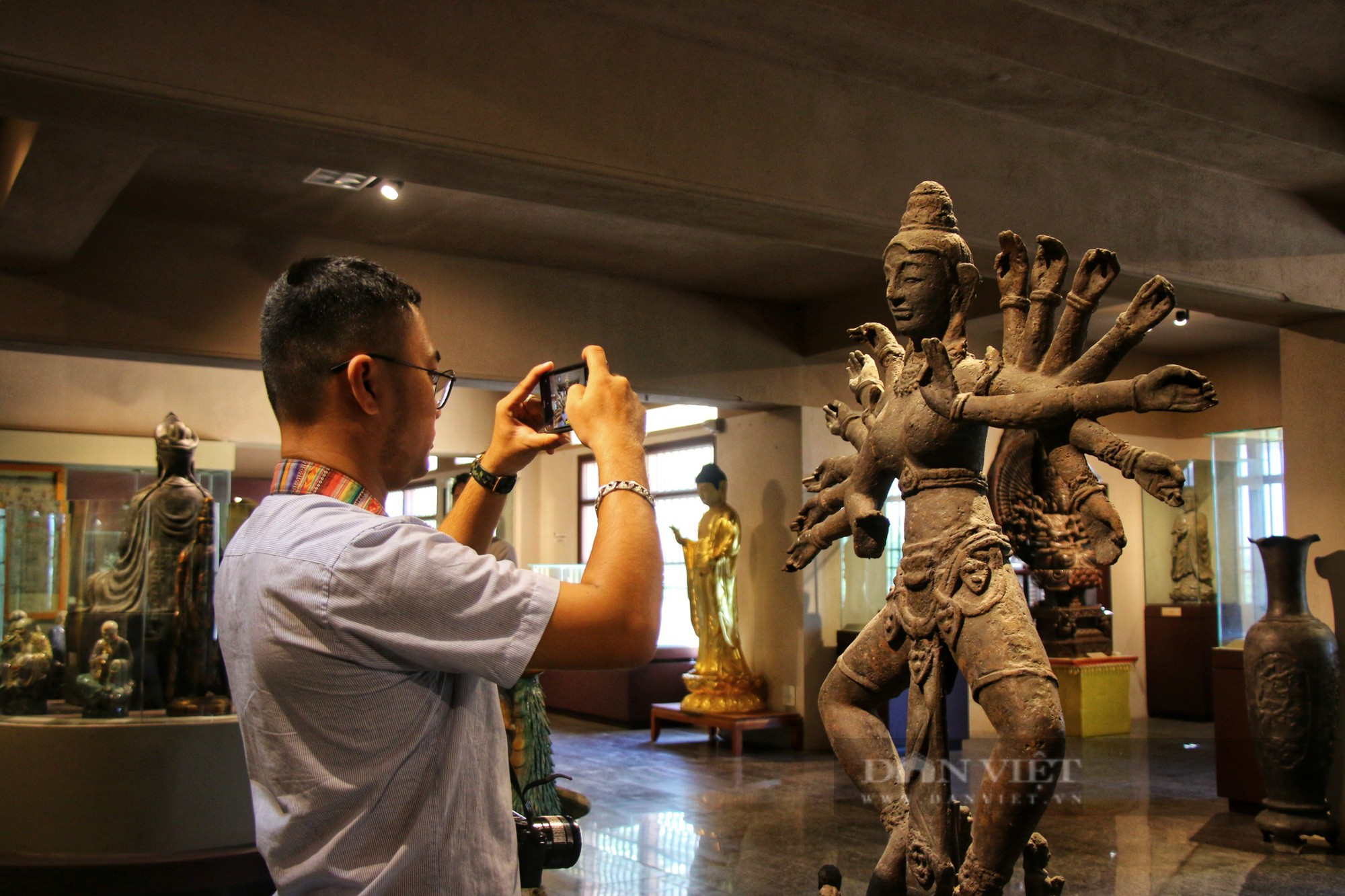 Bên trong Bảo tàng văn hóa Phật giáo đầu tiên ở Việt Nam - Ảnh 8.