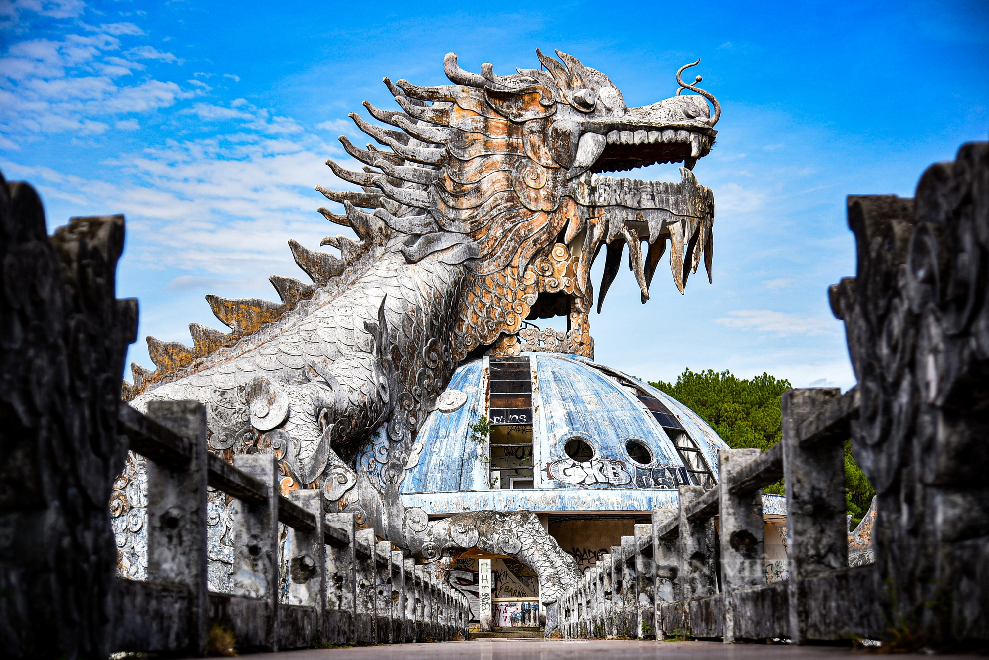 Cảnh hoang phế, xuống cấp của công viên &quot;ma mị&quot; ở Huế từng được lên báo Mỹ - Ảnh 15.