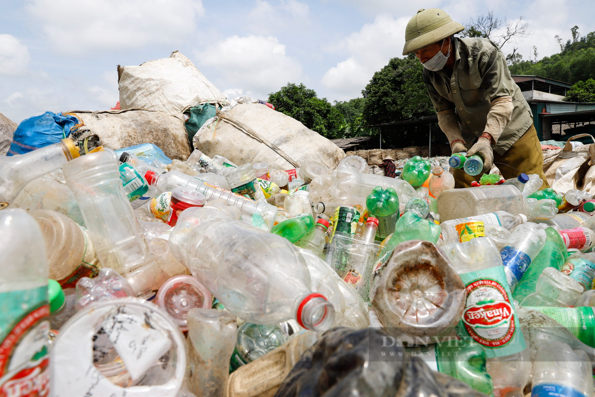 Giám đốc nông dân hiện thực hóa giấc mơ tái chế rác thải thành phân hữu cơ - Ảnh 3.