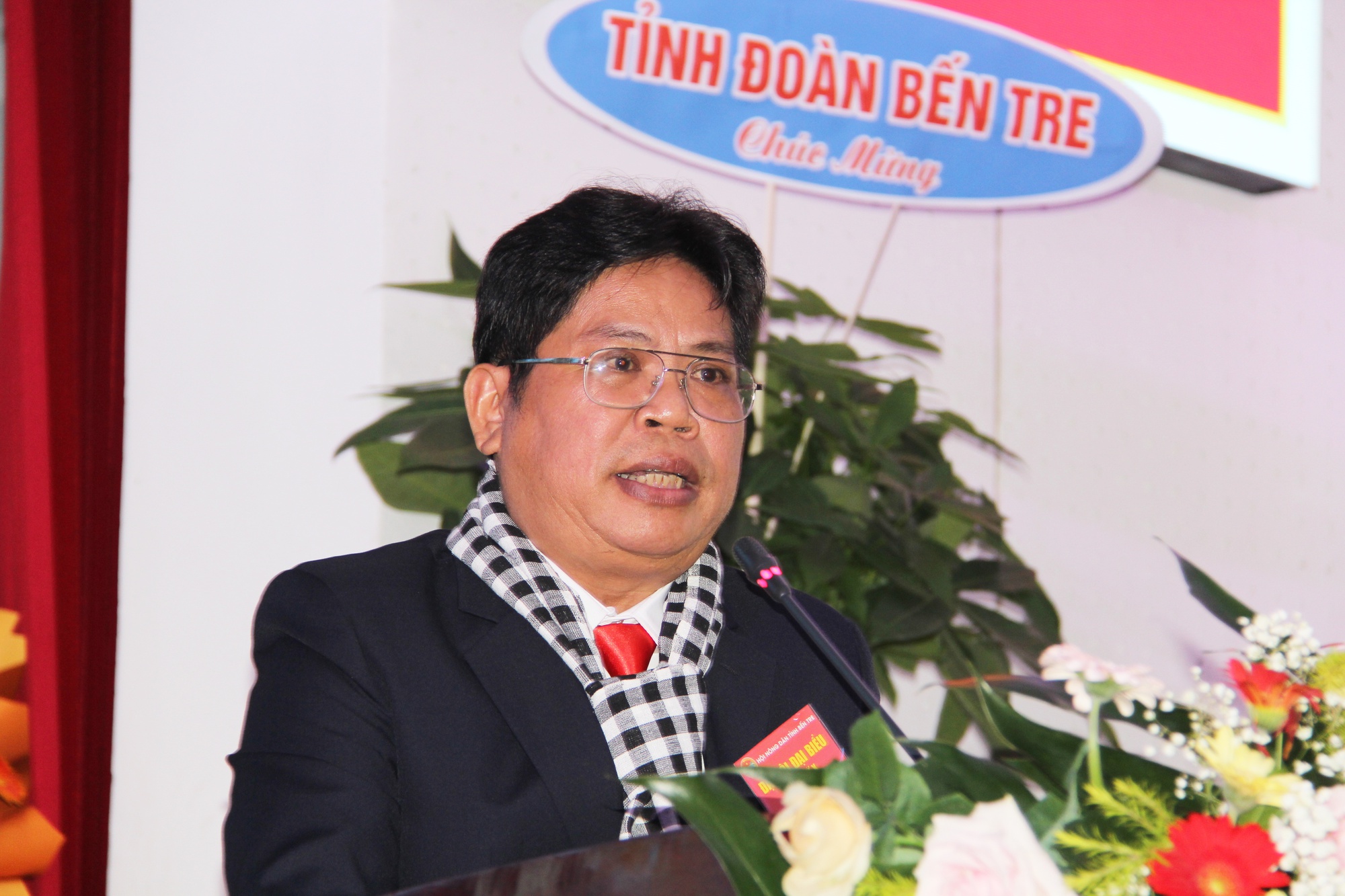 Ông Nguyễn Văn Bàn được bầu tái giữ chức Chủ tịch Hội Nông dân tỉnh Bến Tre - Ảnh 1.