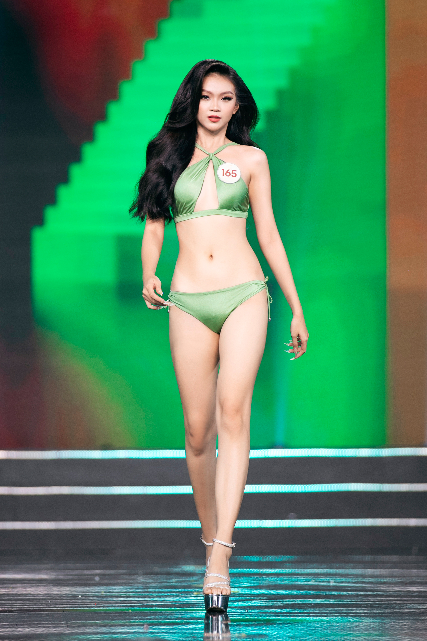 Chung kết Miss Grand Vietnam 2023: Liệu thí sinh có bỏ màn &quot;đặc sản&quot; hô tên khi trình diễn bikini? - Ảnh 6.