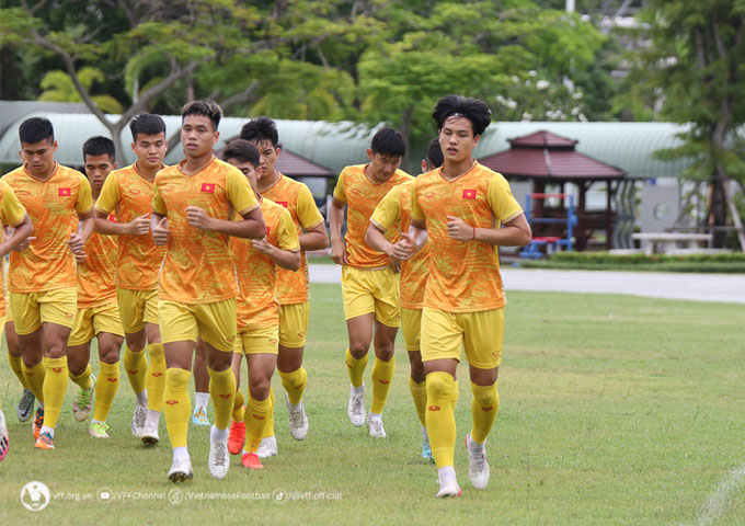 U23 Việt Nam luyện đá penalty trước trận bán kết với U23 Malaysia - Ảnh 1.