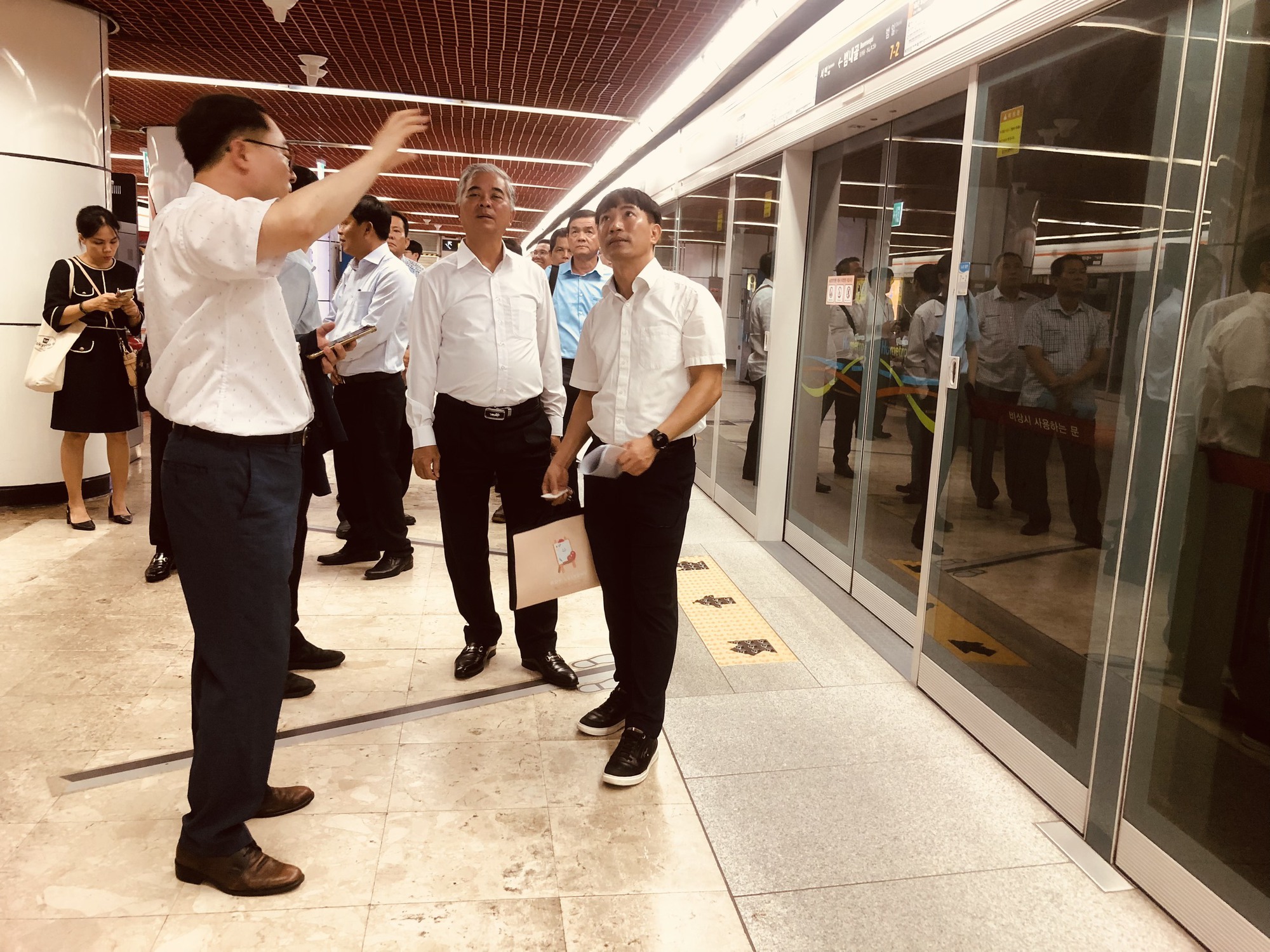 TP.HCM học Hàn Quốc kinh nghiệm phòng cháy chữa cháy khi vận hành tuyến metro - Ảnh 1.