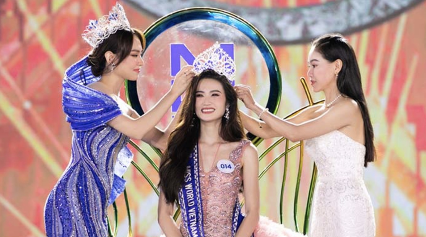 &quot;Loạn&quot; các cuộc thi hoa hậu tại Việt Nam: Chỉ là sự nở rộ trước khi tàn lụi? - Ảnh 2.