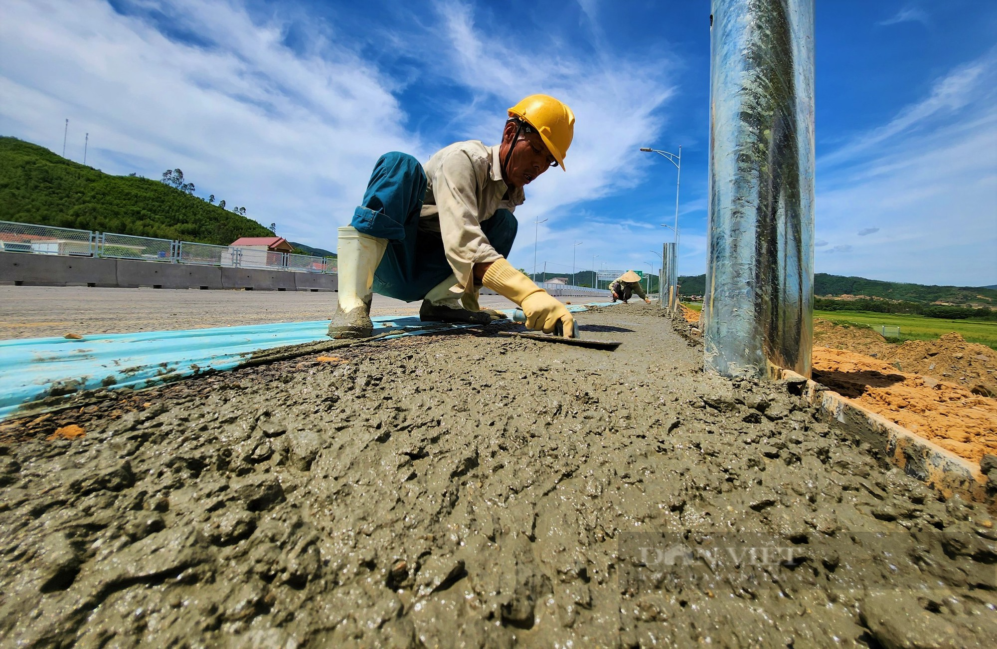 Toàn cảnh cao tốc Bắc - Nam trước ngày thông xe vào dịp Quốc khánh 2/9 - Ảnh 10.