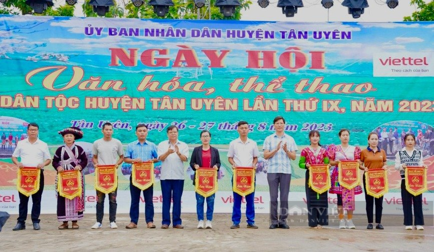 Lai Châu: Gần 300 vận động viên, diễn viên tham gia Ngày hội Văn hóa, thể thao các dân tộc huyện Tân Uyên - Ảnh 1.