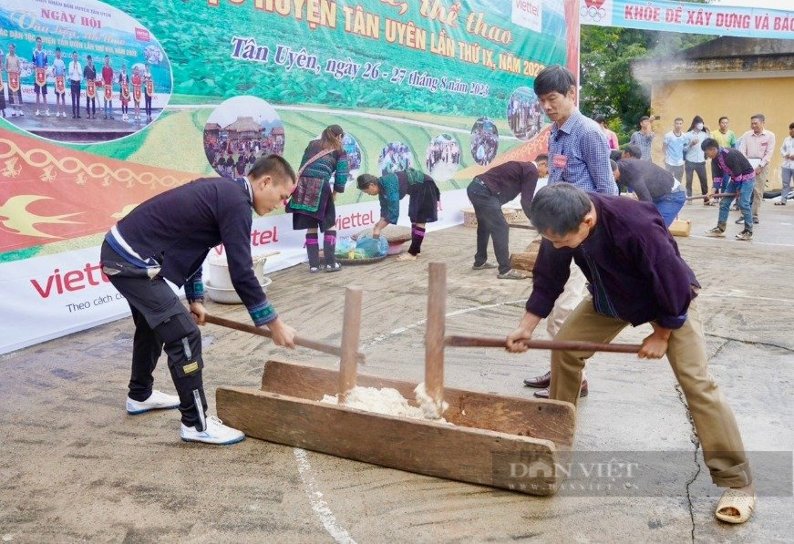 Lai Châu: Gần 300 vận động viên, diễn viên tham gia Ngày hội Văn hóa, thể thao các dân tộc huyện Tân Uyên - Ảnh 3.