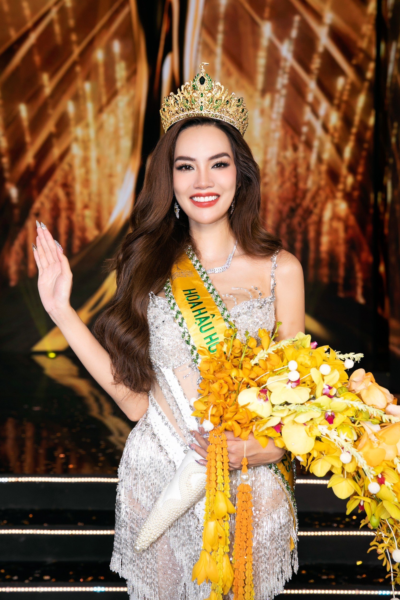 Nhan sắc xinh đẹp, lôi cuốn của tân Miss Grand Vietnam 2023 Lê Hoàng Phương - Ảnh 1.