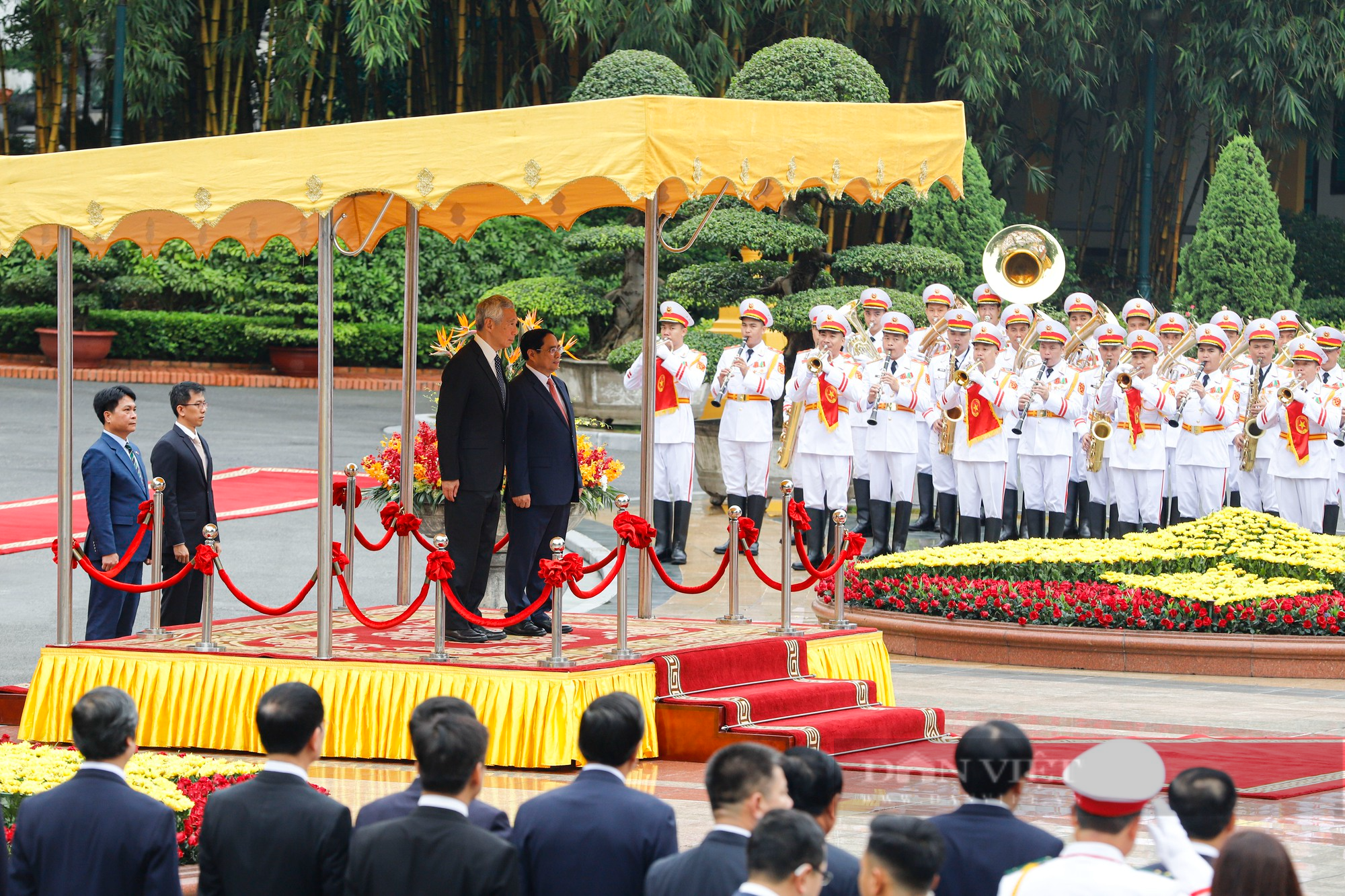 Hình ảnh Thủ tướng Phạm Minh Chính chủ trì Lễ đón Thủ tướng Singapore Lý Hiển Long  - Ảnh 4.