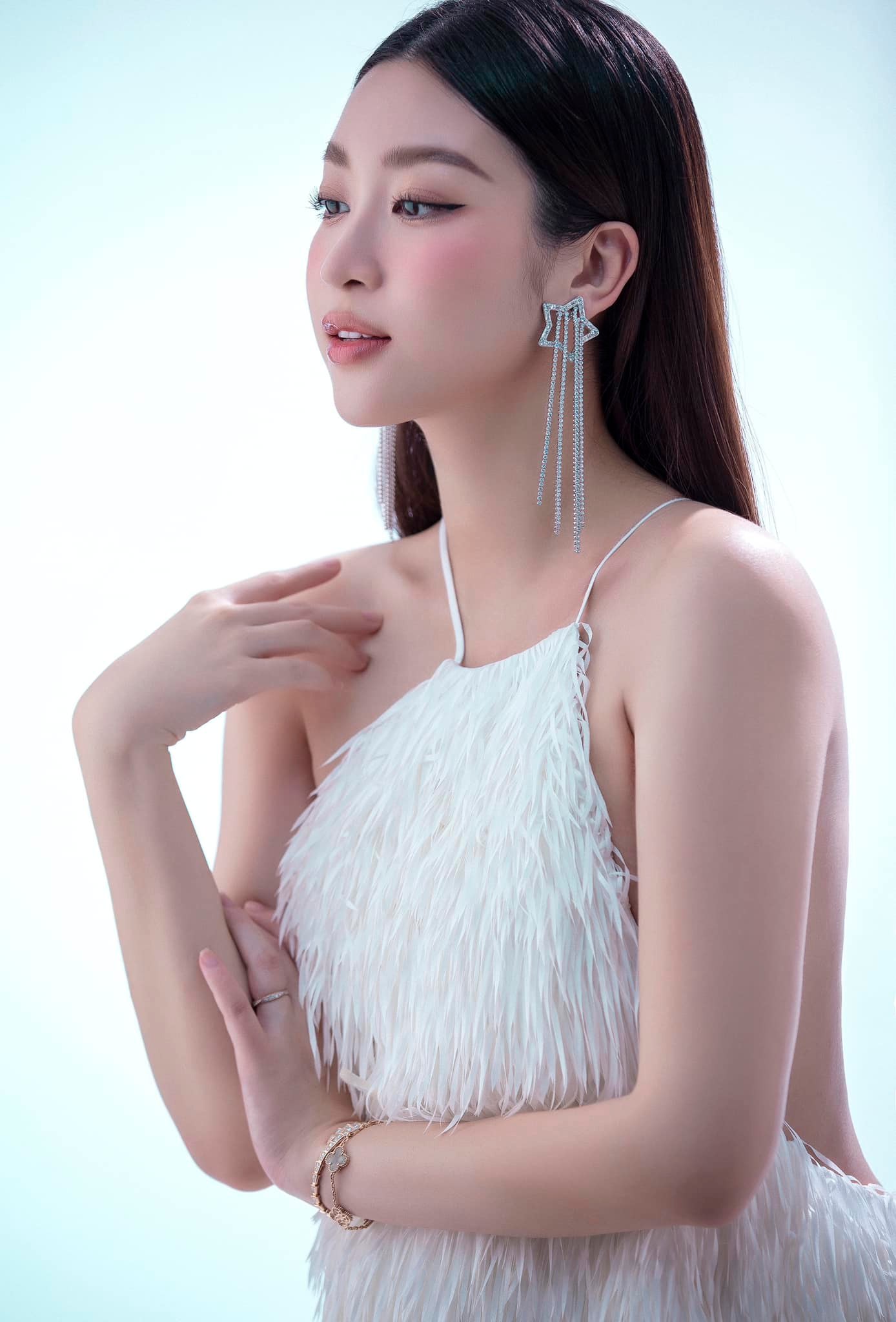 Hoa hậu Đỗ Mỹ Linh lần đầu đăng ảnh mang thai con đầu lòng nhân dịp 7 năm đăng quang - Ảnh 2.