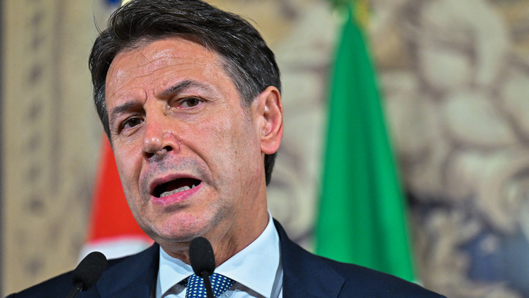 Cựu Thủ tướng Ý: 'Chiến lược Ukraine của NATO đã thất bại' - Ảnh 1.