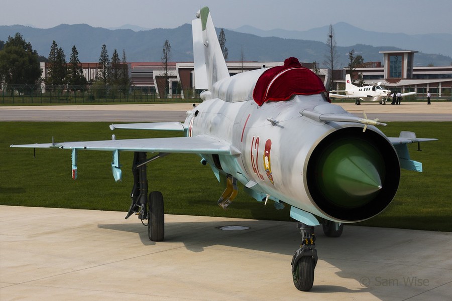 Triều Tiên hoán cải hàng trăm tiêm kích Liên Xô thành UAV cảm tử - Ảnh 3.