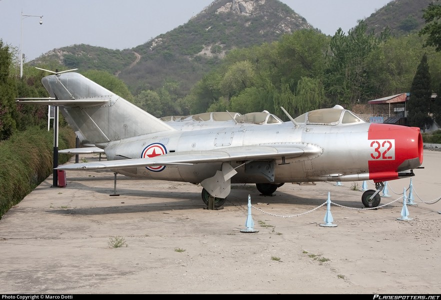 Triều Tiên hoán cải hàng trăm tiêm kích Liên Xô thành UAV cảm tử - Ảnh 8.
