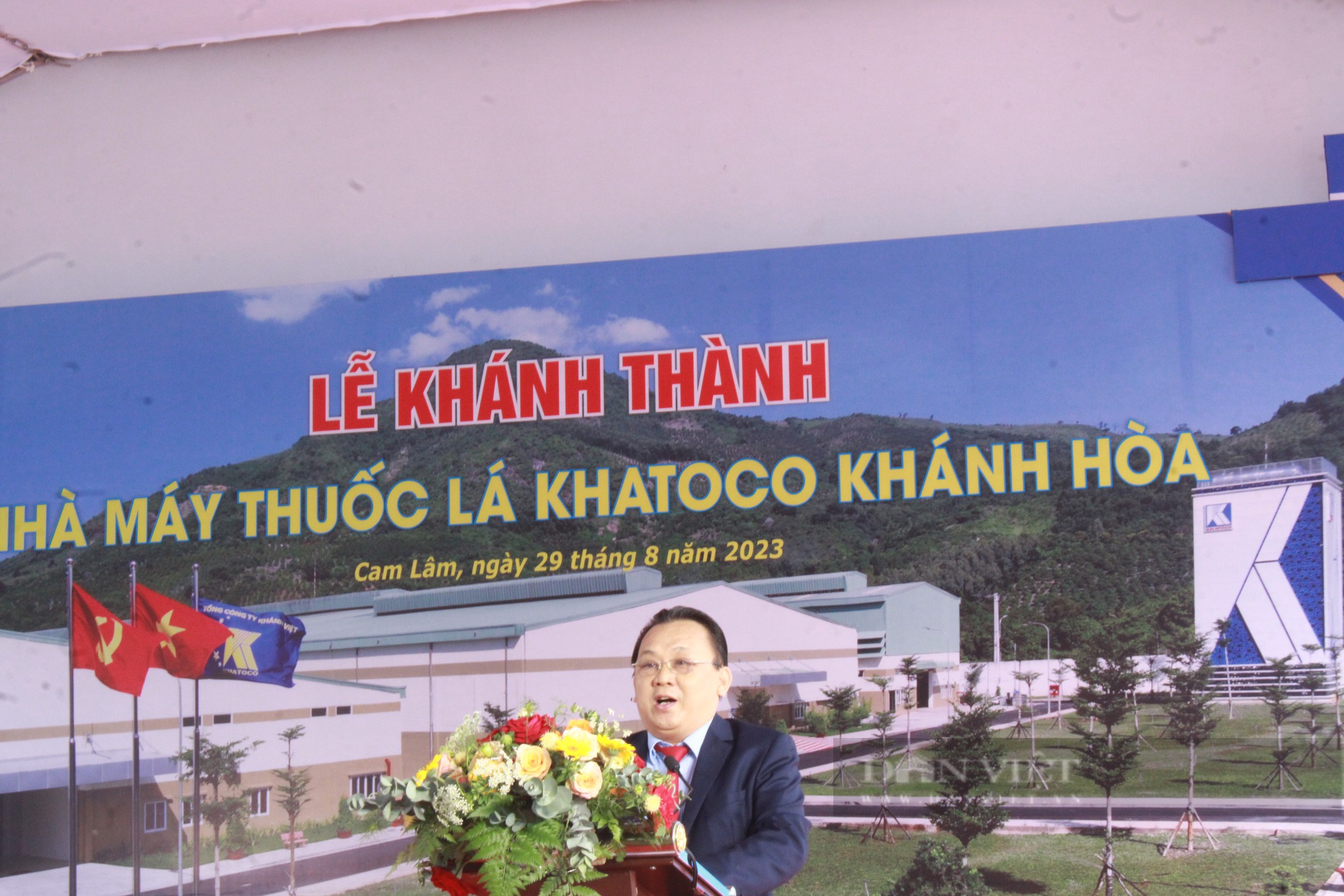 Khánh thành nhà máy thuốc lá Khatoco với tổng vốn 581 tỷ đồng - Ảnh 1.