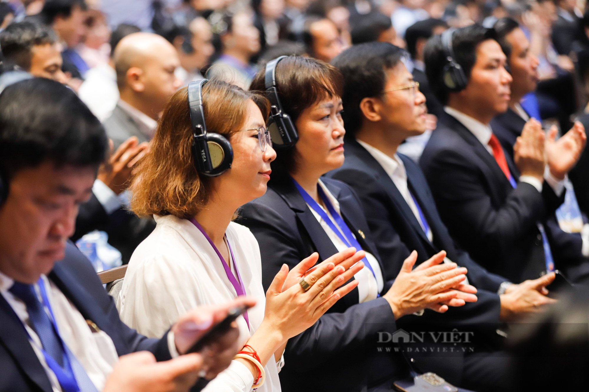 Thủ tướng Phạm Minh Chính và Thủ tướng Lý Hiển Long dự hội nghị thúc đẩy các dự án hợp tác Việt Nam-Singapore - Ảnh 5.