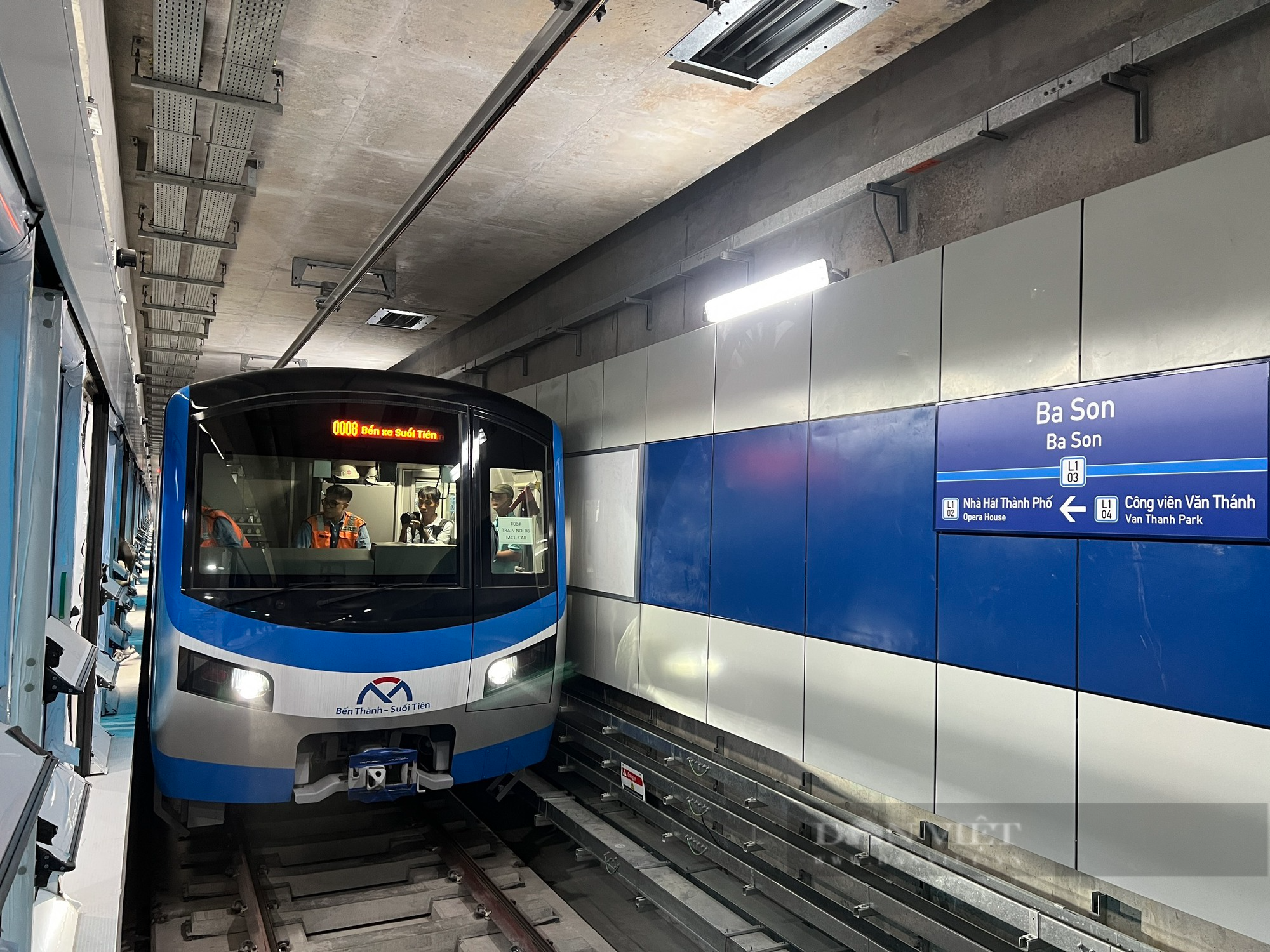 Chiêm ngưỡng đoàn tàu Metro Bến Thành - Suối Tiên chạy thử nghiệm toàn tuyến - Ảnh 5.