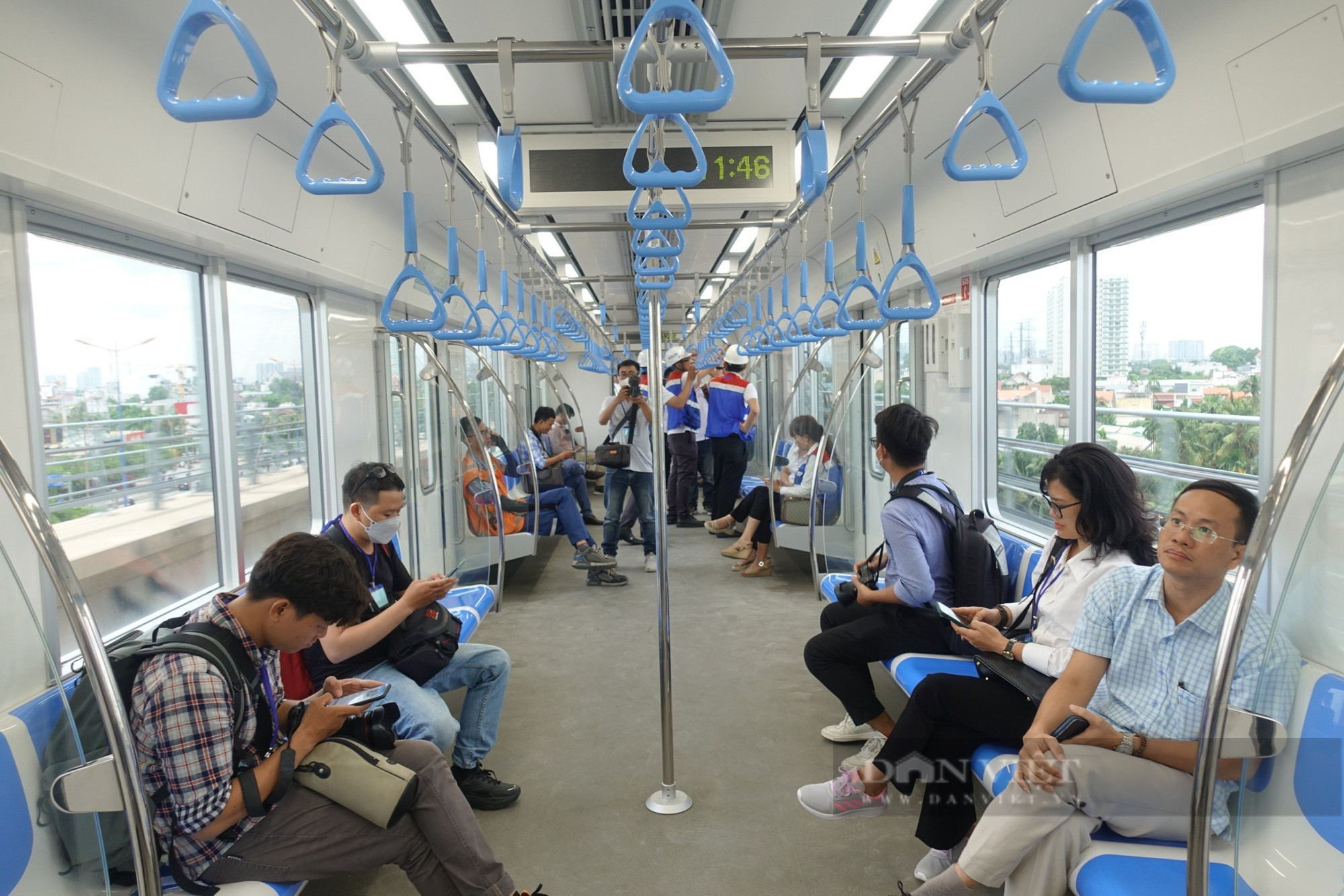 Chiêm ngưỡng đoàn tàu Metro Bến Thành - Suối Tiên chạy thử nghiệm toàn tuyến - Ảnh 7.