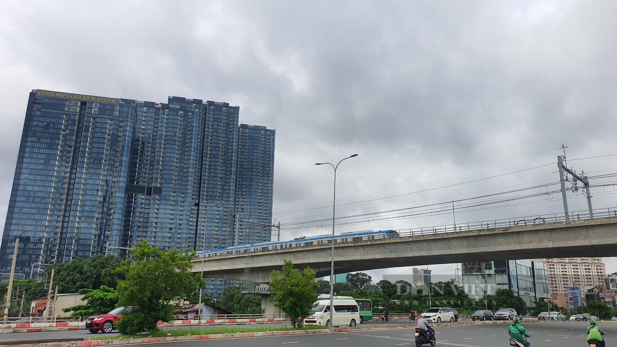 Chiêm ngưỡng đoàn tàu Metro Bến Thành - Suối Tiên chạy thử nghiệm toàn tuyến - Ảnh 13.