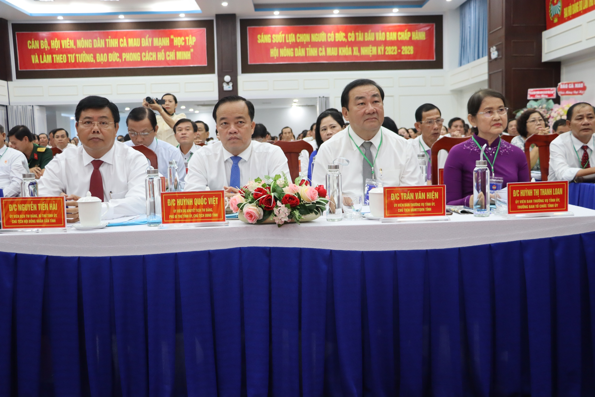 Bí thư Tỉnh ủy Cà Mau và Phó Chủ tịch BCH TƯ Hội NDVN dự, chỉ đạo Đại hội đại biểu Hội Nông dân tỉnh - Ảnh 2.