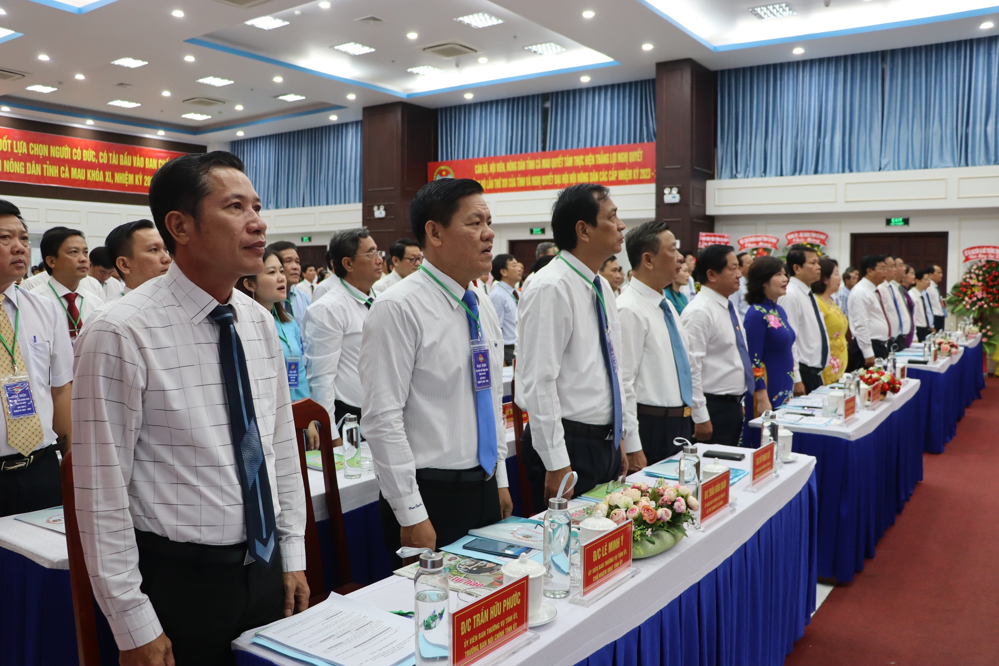 Bí thư Tỉnh ủy Cà Mau và Phó Chủ tịch BCH TƯ Hội NDVN dự, chỉ đạo Đại hội đại biểu Hội Nông dân tỉnh - Ảnh 3.
