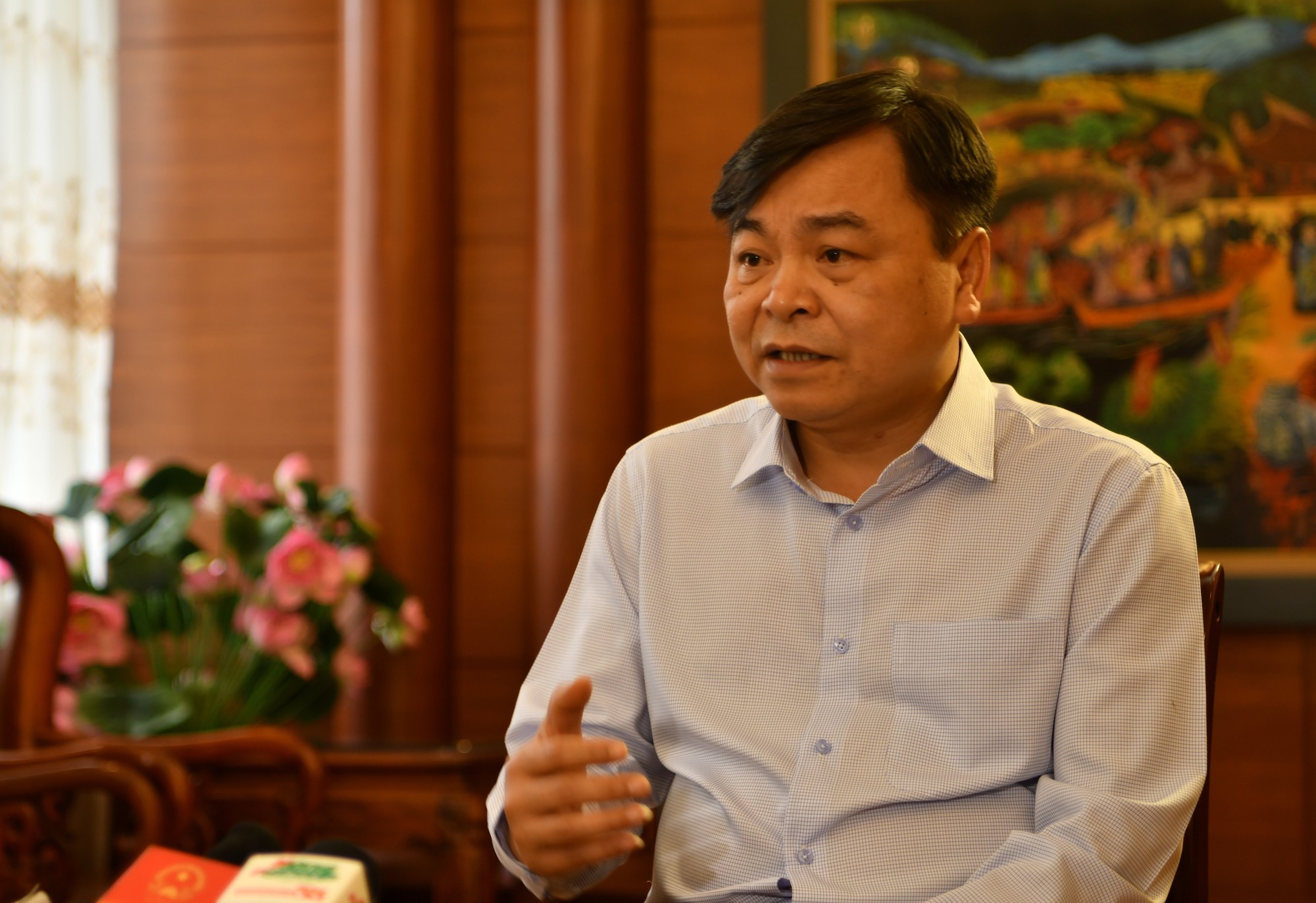 Thứ trưởng Bộ NNPTNT: Sạt lở ở Đồng bằng sông Cửu Long ngày càng phức tạp và trái quy luật - Ảnh 1.