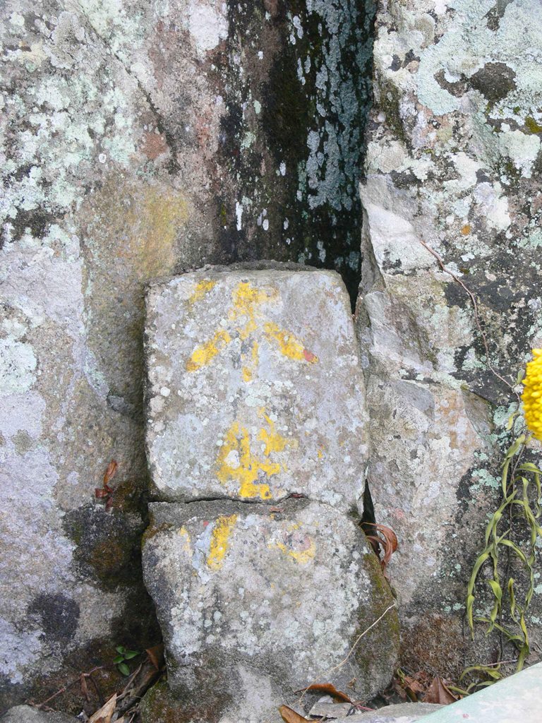 Vùng núi nổi tiếng ở An Giang chồng chất hòn đá, tảng đá hình thù kỳ dị, nhiều người leo lên xem - Ảnh 6.