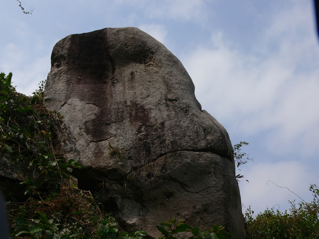 Vùng núi nổi tiếng ở An Giang chồng chất hòn đá, tảng đá hình thù kỳ dị, nhiều người leo lên xem - Ảnh 28.