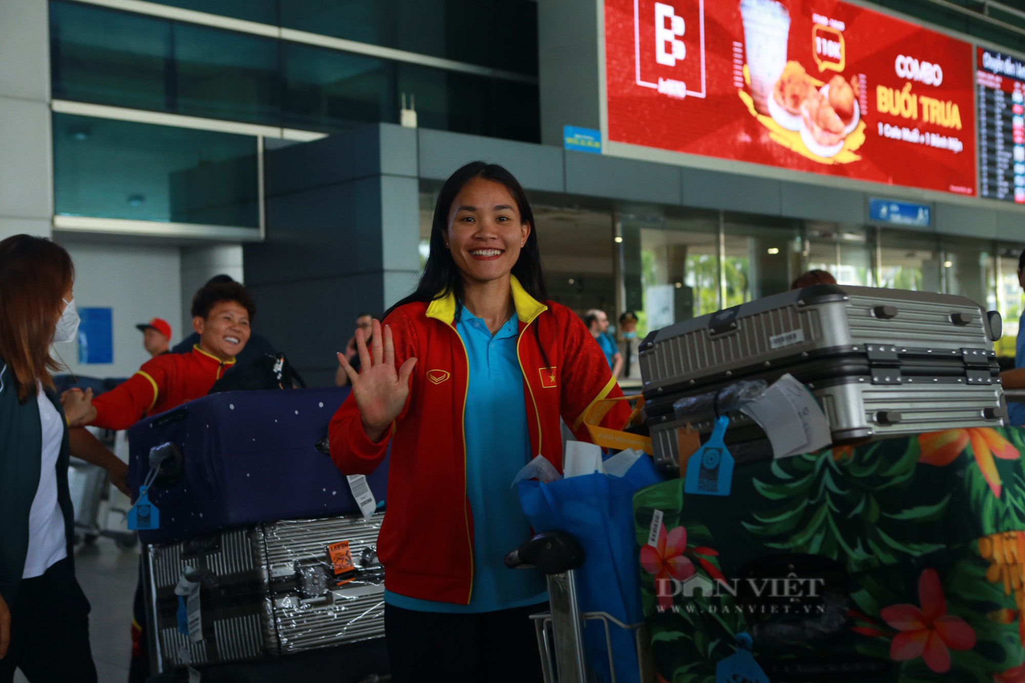 Thủ môn Kim Thanh cùng đồng đội rạng rỡ trở về sau World Cup nữ 2023 - Ảnh 5.