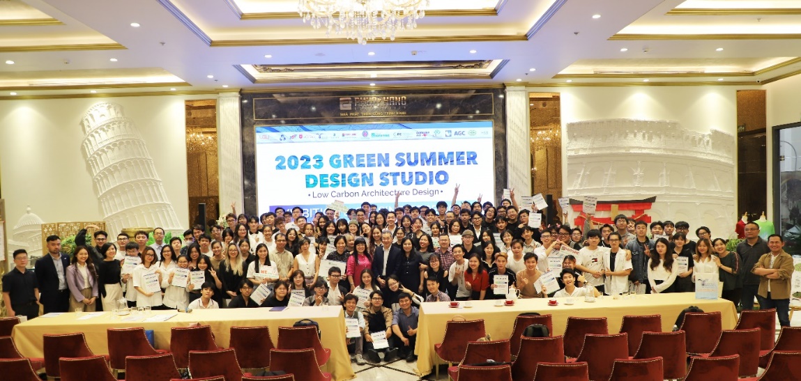 Phúc Khang Corporation tiếp tục hành trình “Green Study Tour – lan tỏa tri thức xanh” trong mùa hè 2023 - Ảnh 1.
