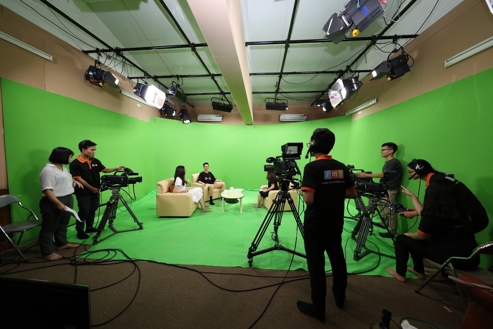 Telefilm 2019: Nam Long AV giới thiệu Giải pháp màn hình ghép cho trường  quay