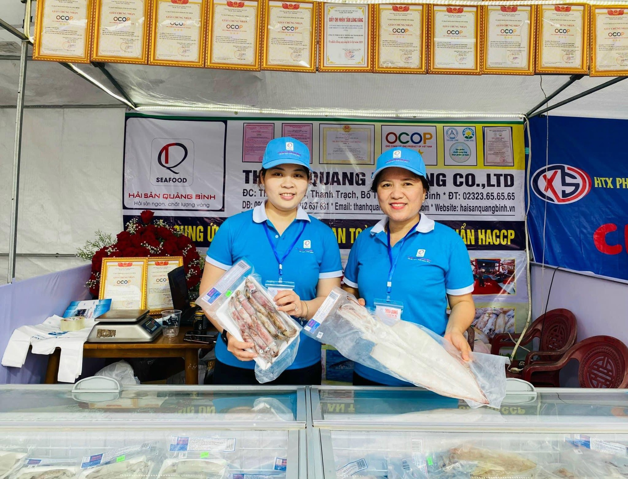 Nông dân Việt Nam xuất sắc năm 2023 đến từ Quảng Bình là giám đốc mua hải sản rồi làm ra 13 sản phẩm OCOP - Ảnh 3.