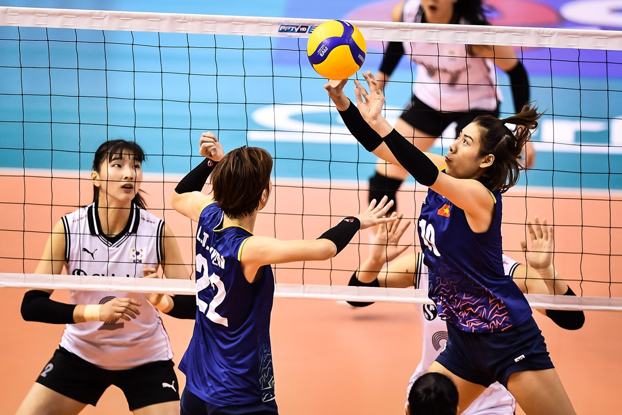 Hình ảnh bóng chuyền nữ Việt Nam thắng sốc Hàn Quốc ở giải bóng chuyền nữ châu Á - Ảnh 5.