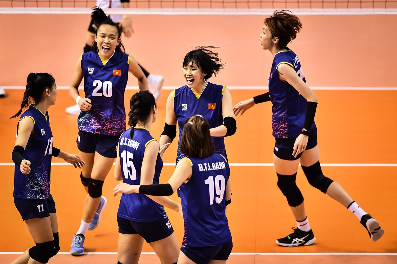 Hình ảnh bóng chuyền nữ Việt Nam thắng sốc Hàn Quốc ở giải bóng chuyền nữ châu Á - Ảnh 9.