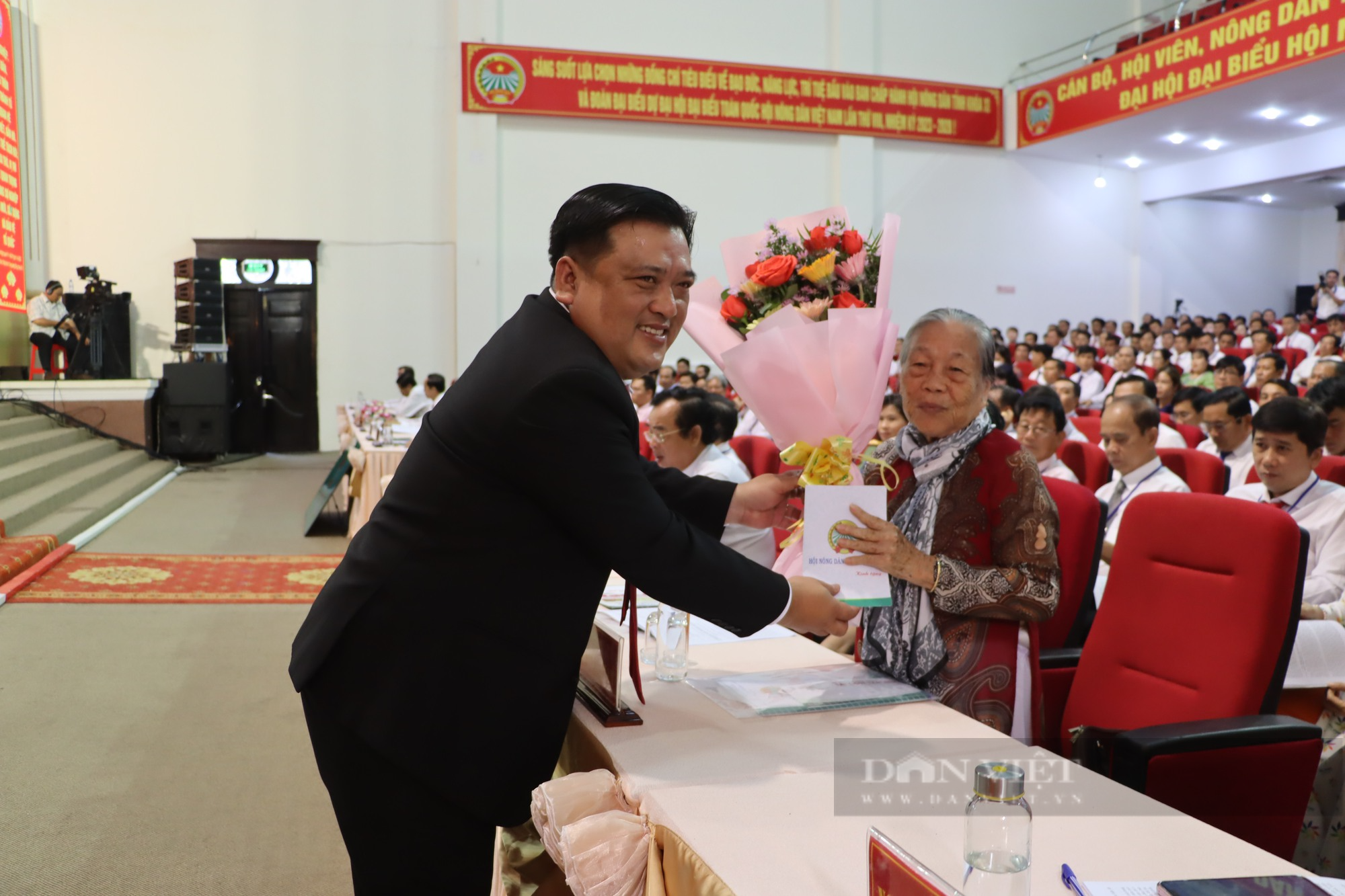 Bí thư Tỉnh ủy Bạc Liêu và Phó Chủ tịch BCH TƯ Hội NDVN dự, chỉ đạo Đại hội đại biểu Hội Nông dân tỉnh - Ảnh 7.