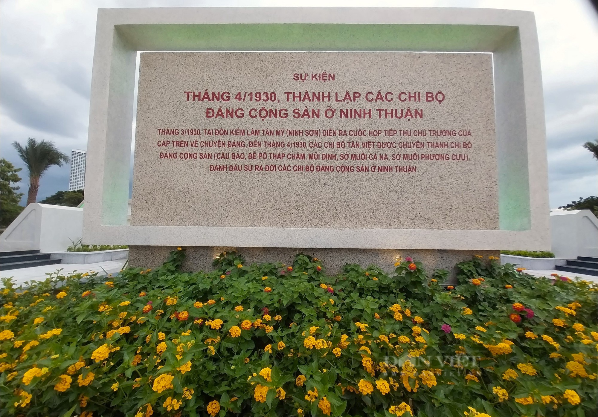 Công viên biển ghi dấu 16 sự kiện lịch sử phát triển của Đảng bộ tỉnh Ninh Thuận - Ảnh 7.