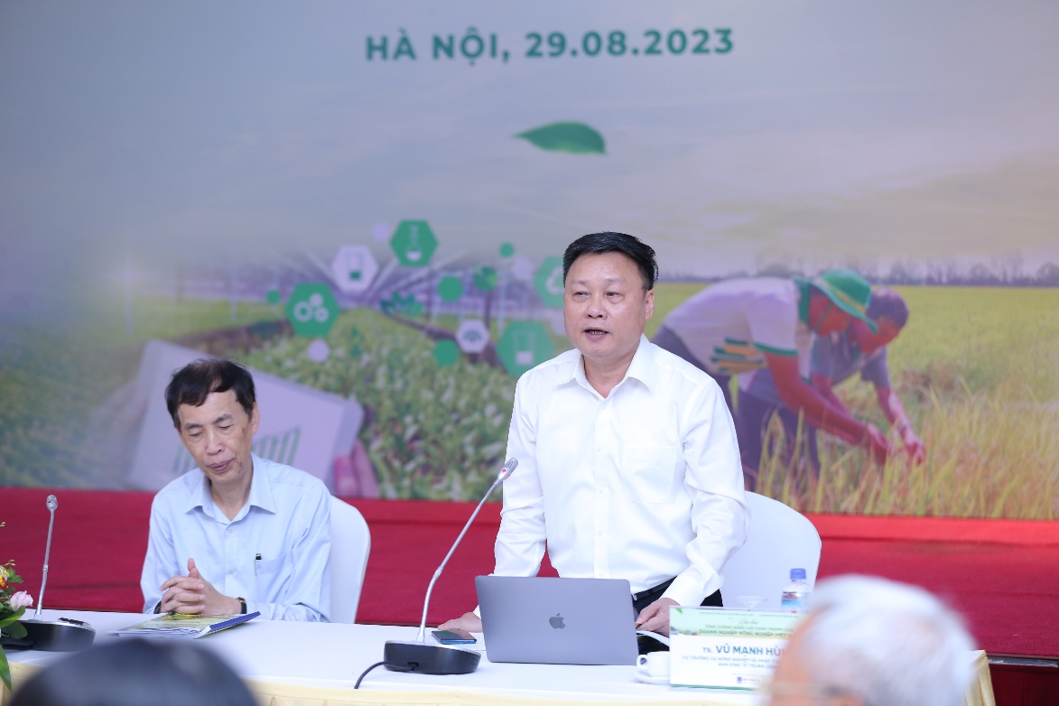 Nhiều đánh giá được đưa ra trong chương trình: Giải pháp tăng cường năng lực cạnh tranh cho doanh nghiệp nông nghiệp Việt Nam - Ảnh 2.